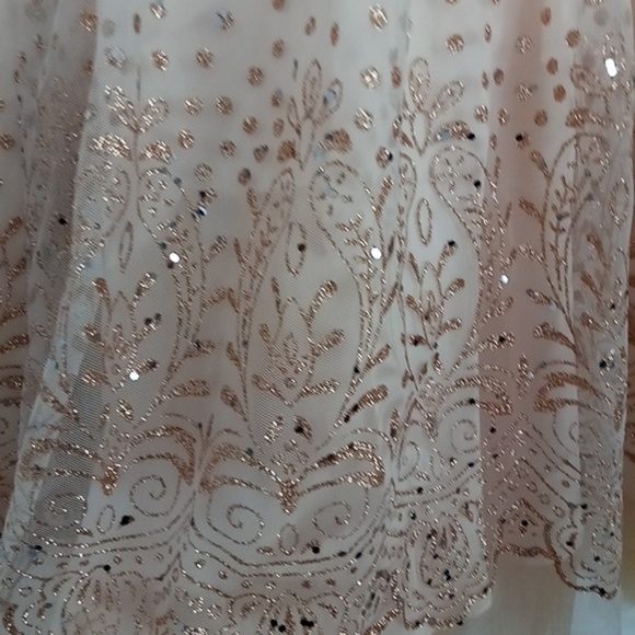 Camille La Vie Dress - Picture 6 of 7